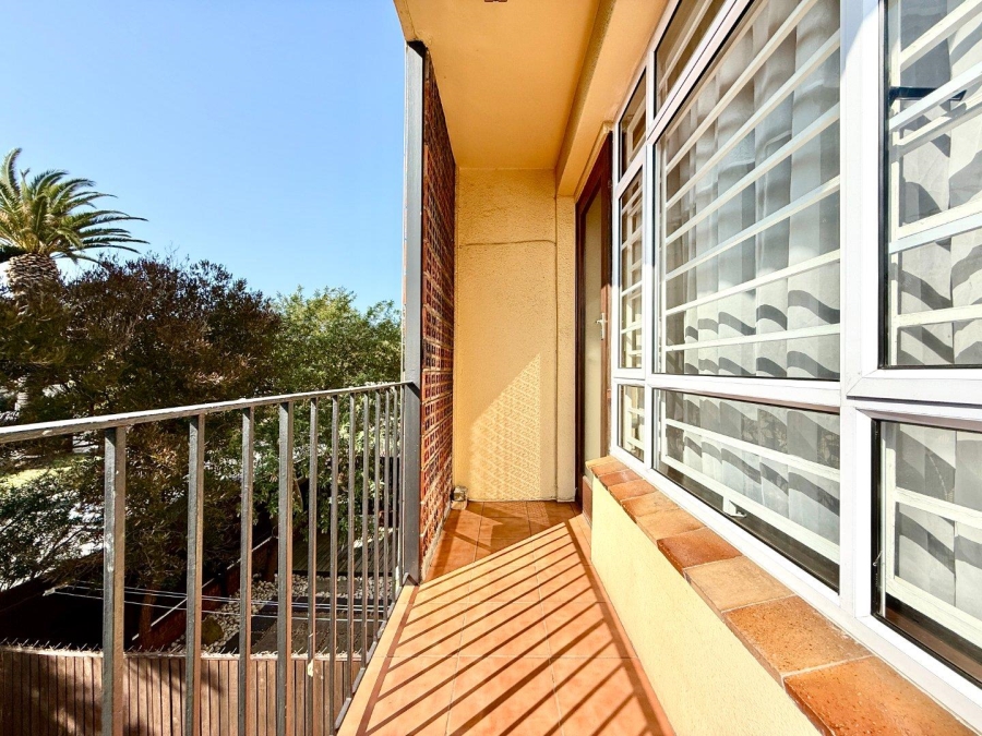 2 Bedroom Property for Sale in Harfield Village Western Cape